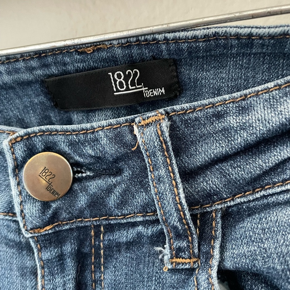 1822 Denim